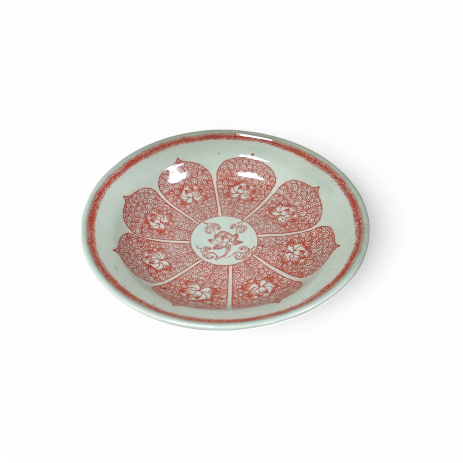 A Chinese underglaze copper red dish, 27cm diameter., Condition - good